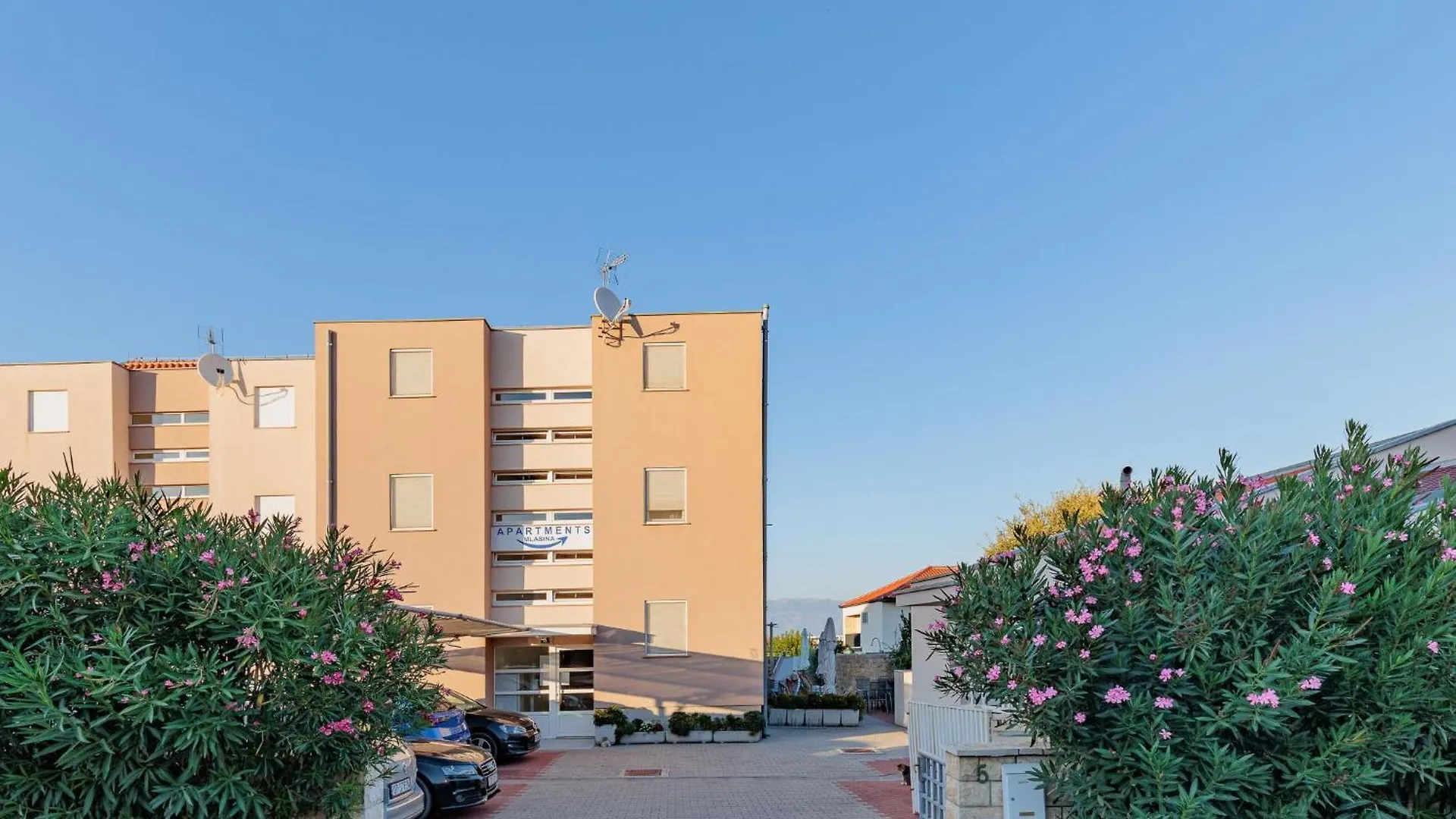 Apartment Mlasina.4 Nin
